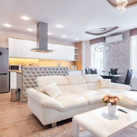 Raday Grand Deluxe Home Budapest Esterno foto